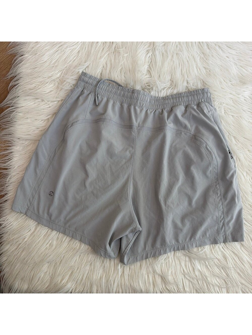 Lululemon men’s shorts 5” size L